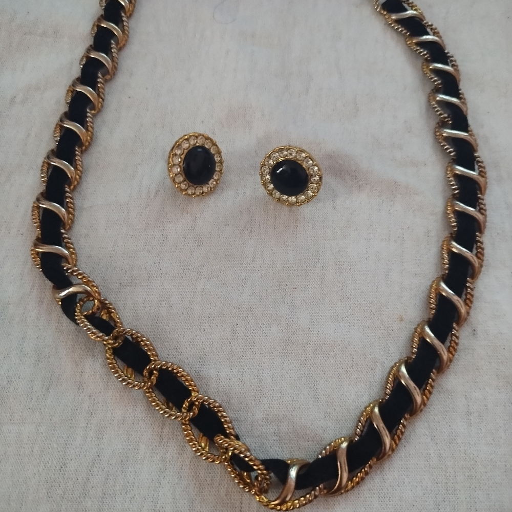 Gold toned Necklace and Earrings Set